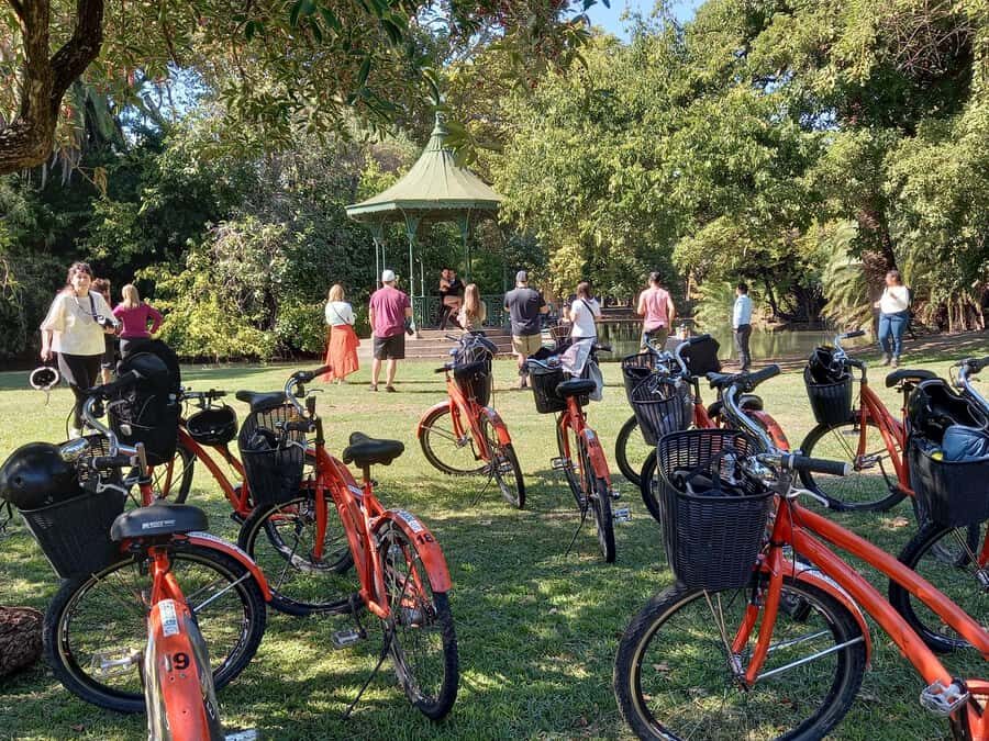 Bike Tour: Buenos Aires to the North - Palermo’s Green Break: Bosques de Palermo and El Rosedal