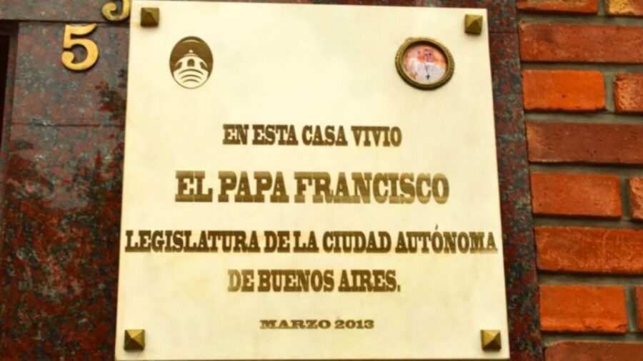 Buenos Aires 3-Hour Small Group Pope Francis Tour - Who will enjoy this most (and who might not)