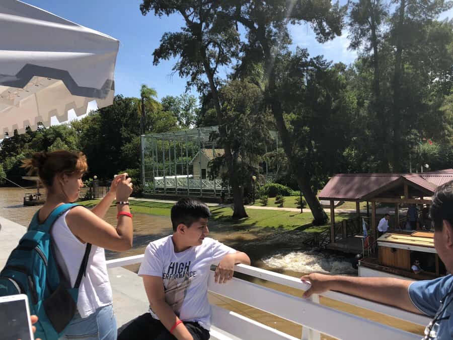 Buenos Aires: Classic Private Delta Tigre Boat Tour - Five Main Rivers and Delta-Style Island Life on the Boat