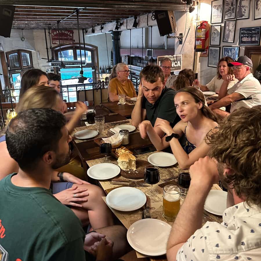 Buenos Aires Gastronomic Immersion Tour - San Telmo First Steps: why the neighborhood walk is part of the meal