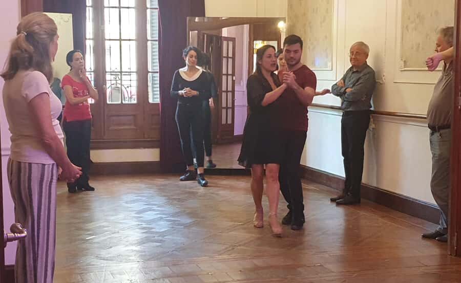 Buenos Aires: Group tango class with mate and snacks - Almagro’s old mansion setting for tango class