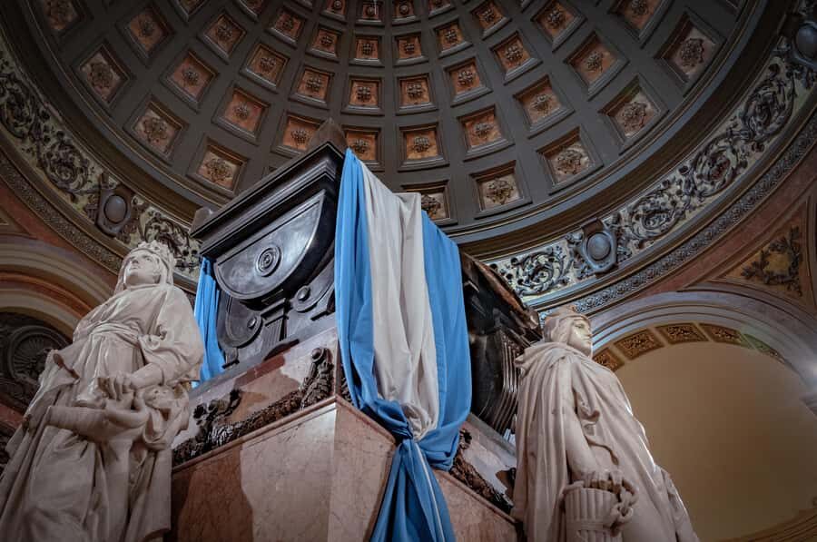 Buenos Aires: Historic Buenos Aires Landmarks & Icons Tour - Key highlights worth your attention
