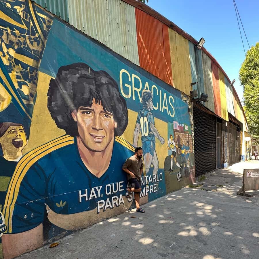 Buenos Aires: La Boca Art and History Walking Tour - Meeting at the Benito Quinquela Statue and finishing nearby