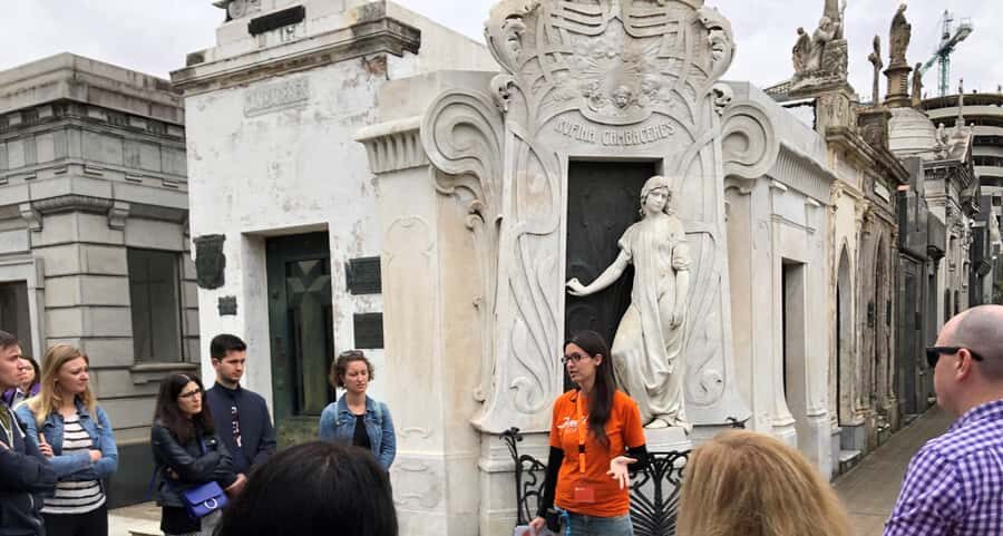 Buenos Aires: La Recoleta Cemetery Guided Tour in English - Getting value for money: why USD 13–15 for entry is still worth planning