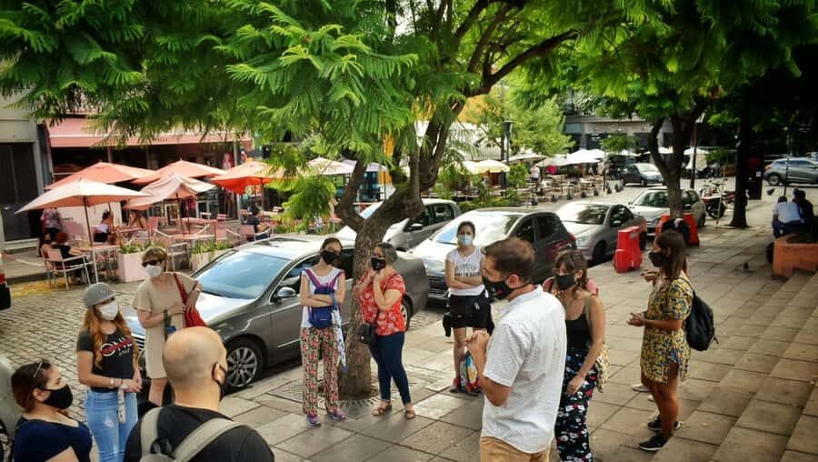 Buenos Aires: Palermo Soho Guided Walking Tour - Where the tour starts: Giuseppe Garibaldi and getting oriented fast