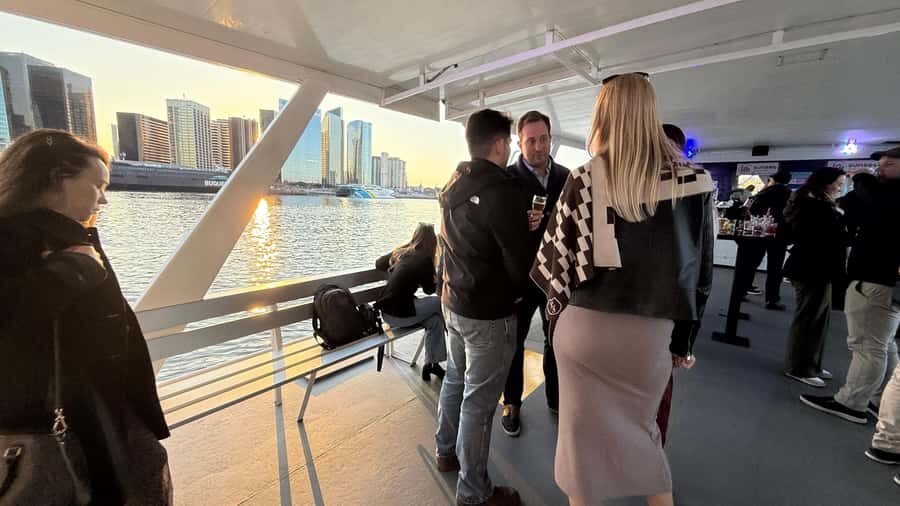 Buenos Aires: Puerto Madero Sunset Cruise with Open Bar - Key highlights at a glance