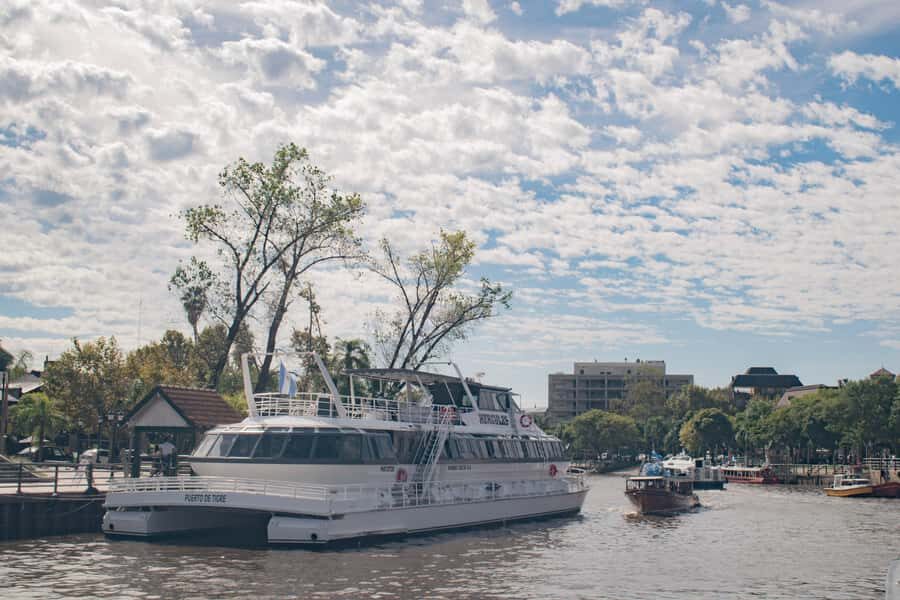 Buenos Aires: "Ticket"- 2hs of Navigation Premium to Tigre - Price and value: how to judge the $39 ticket fairly