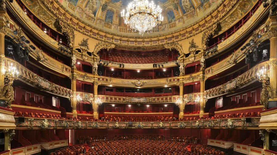 Buenos Aires: Walking City Tour with Colón Theater & Museums - Key things to know before you go