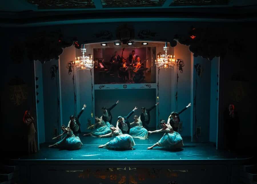 Café de los Angelitos - Traditional Night in Buenos Aires - Open Bar + Dinner Expectation: Good Value, Know the Style