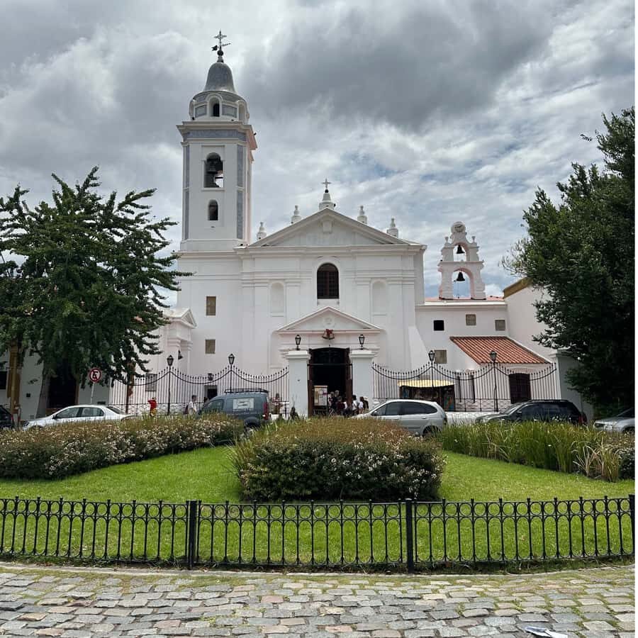 Discover Recoleta, Buenos Aires' Little Paris - Starting point at Av. Pres. Figueroa Alcorta and the UBA Law photo moment
