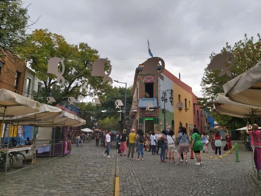 Guided tour Boca Juniors Museum & Stadium + Caminito - Should you book this Boca Juniors Museum & Stadium + Caminito tour?