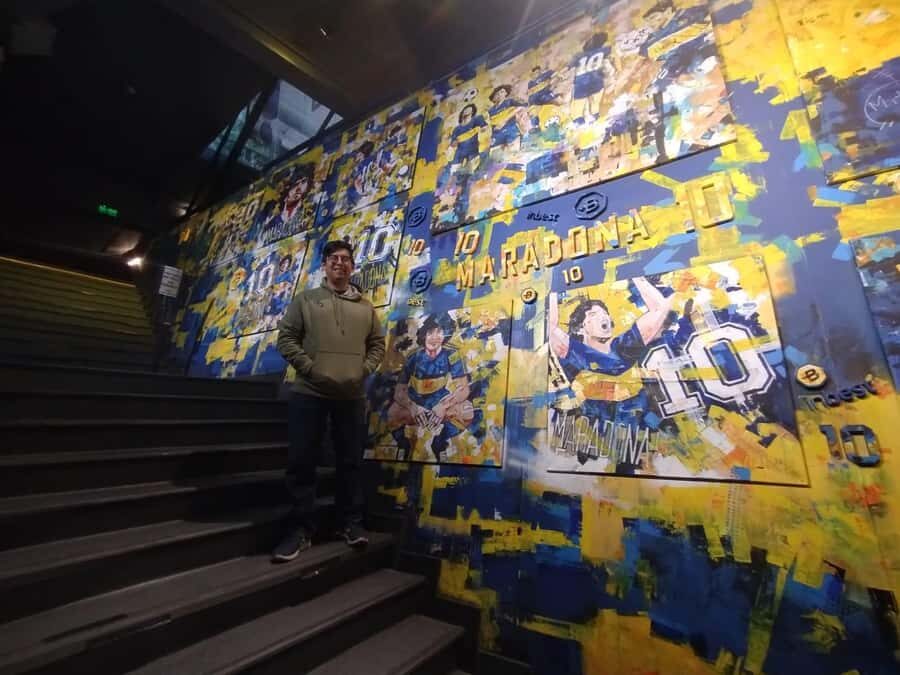 Guided tour Boca Juniors Museum & Stadium + Caminito - Bombonera terraces: The pitch view and the stadium feel