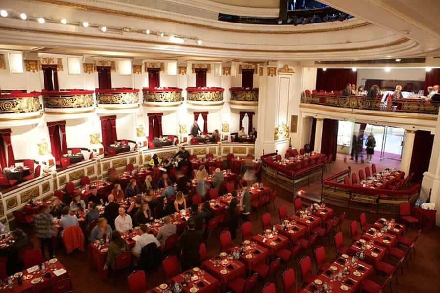 Piazzolla Tango Show in Buenos Aires (with optional dinner) - Piazzolla Tango in the Astor Piazzolla Theater and Galería Güemes