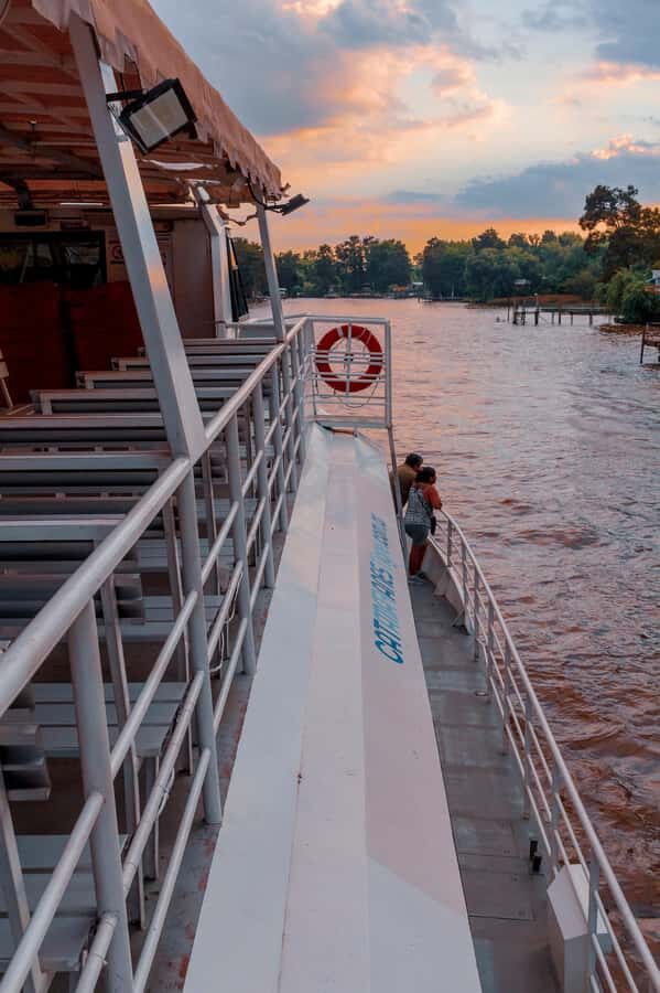 Private Day Trip to Tigre Delta from Buenos Aires - Paseo Victorica: a short stop with a different vibe
