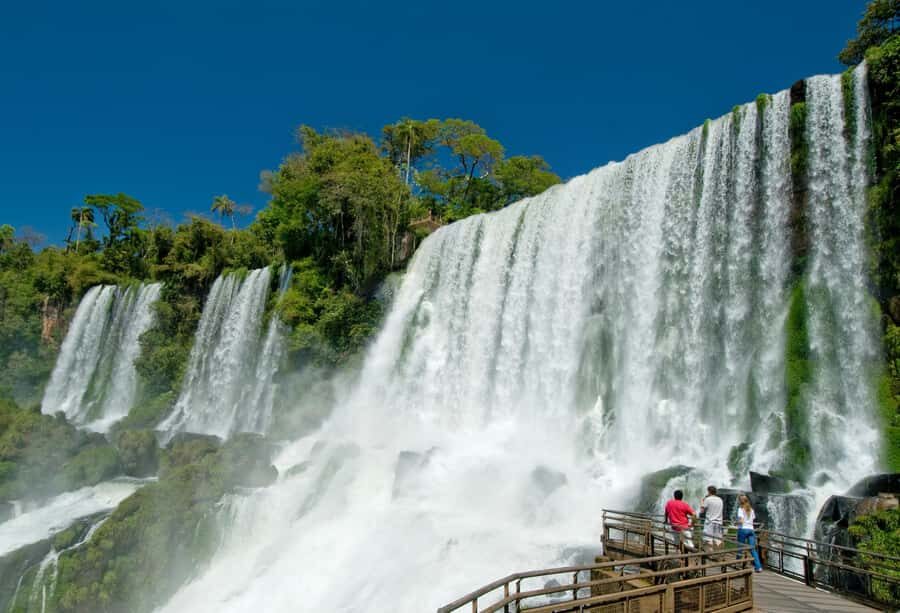 Puerto Iguazu: Iguazu Falls Boat Tour and Gran Aventura - Logistics to take seriously: pickup, timing, and what can go wrong