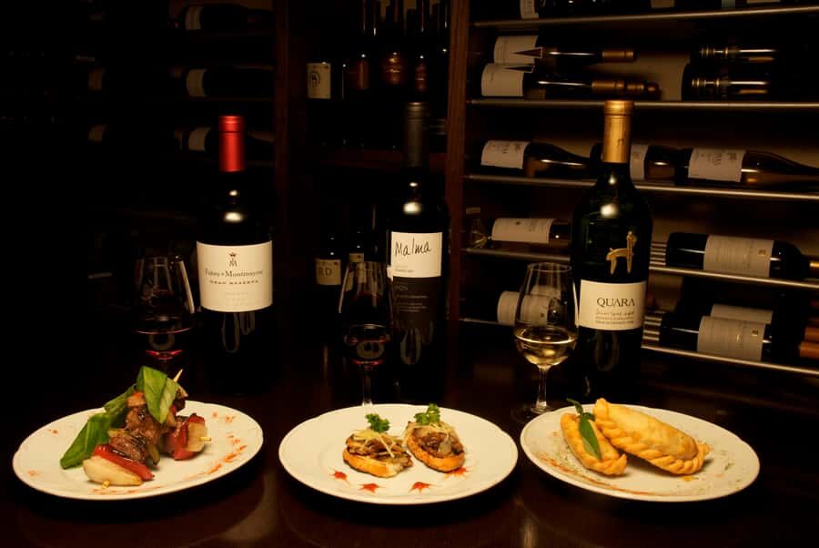 Tango Show at El Querandi with optional Dinner - Maestro Aldo Falasca and the quartet sound you came for
